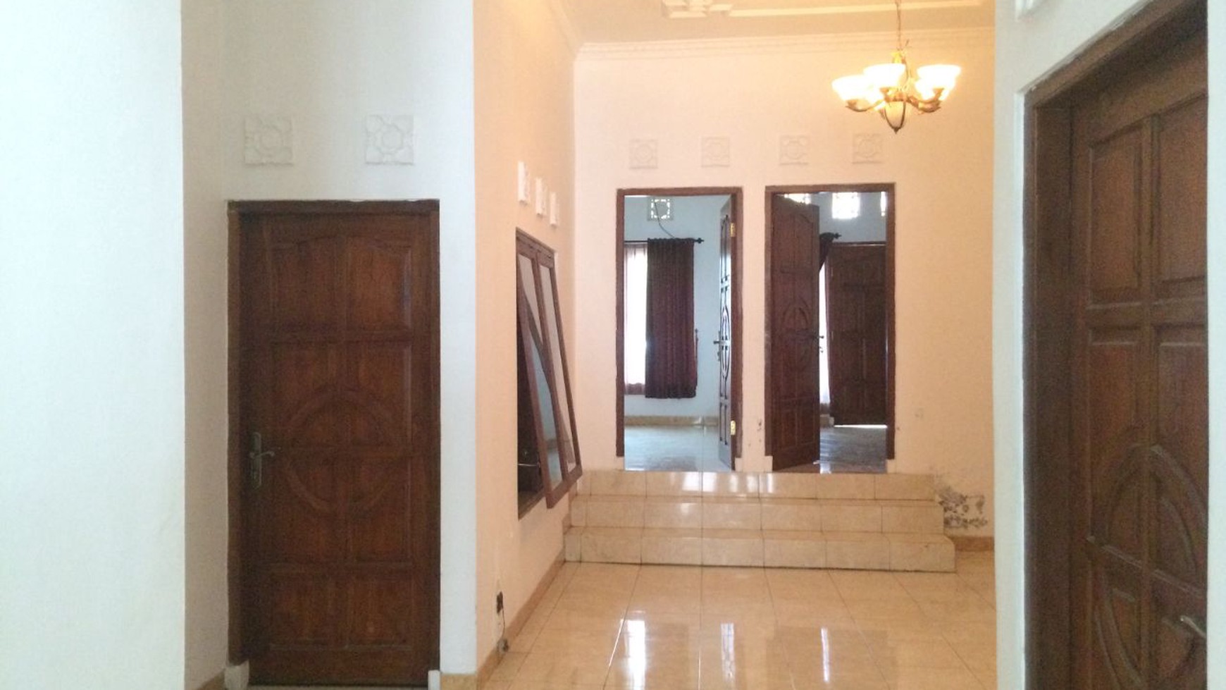 TANAH DAN BANGUNAN DI JL COKROWIJAYAN, GAMPING, SLEMAN