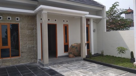 RUMAH MINIMALIS SIAP HUNI, DI KASIHAN, BANGUNJIWO, BANTUL.