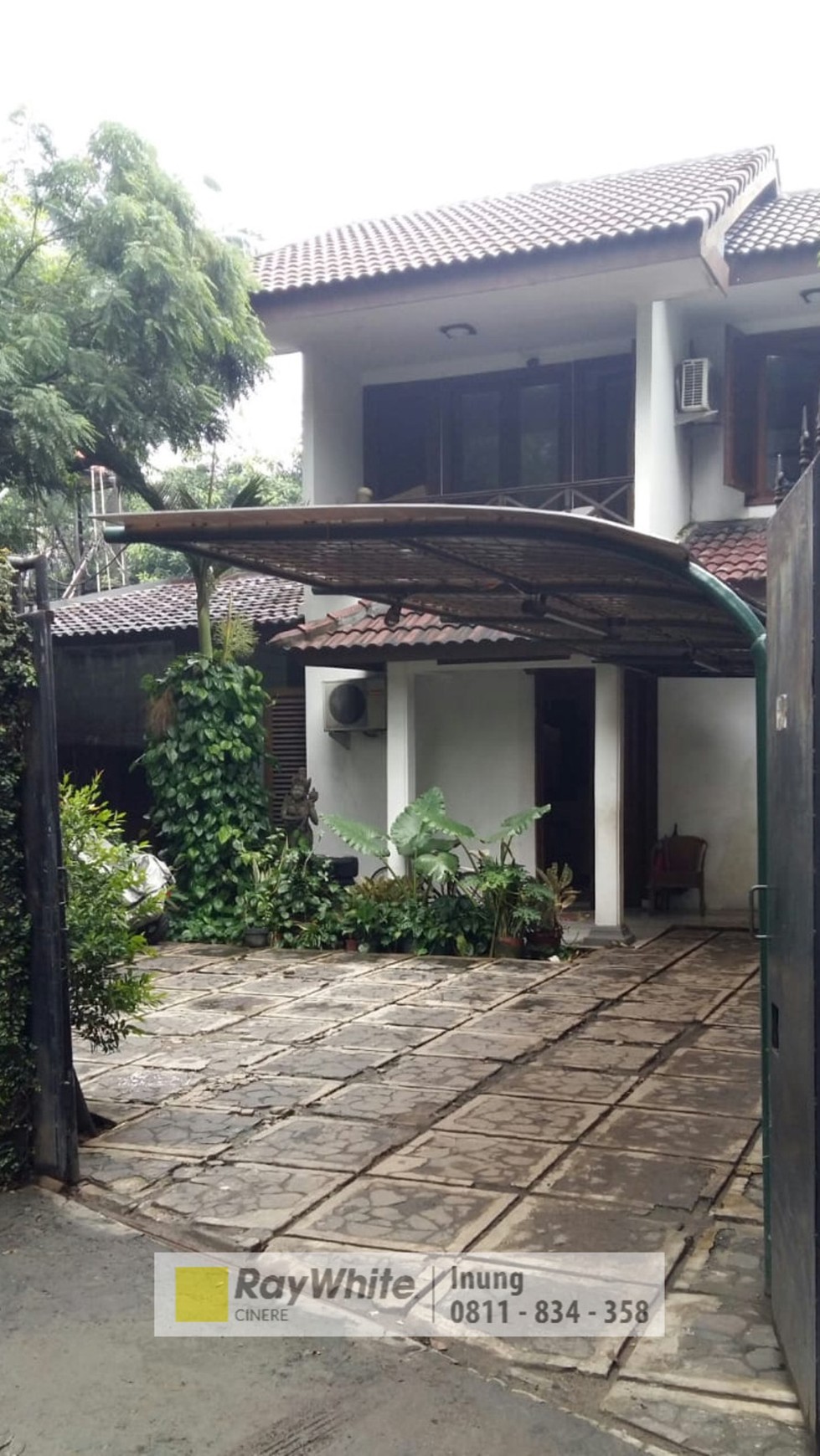 Dijual Rumah Lokasi Strategis Di Pinggir, Jalan Simprug Kebayoran Baru