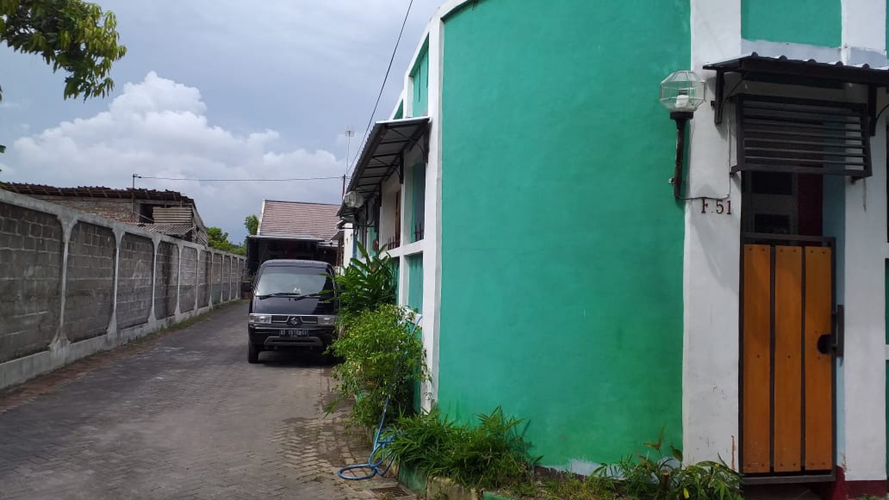 RUMAH TINGGAL DIBAWAH 1 M, DI DEKAT PUSKESMAS SEWON 1