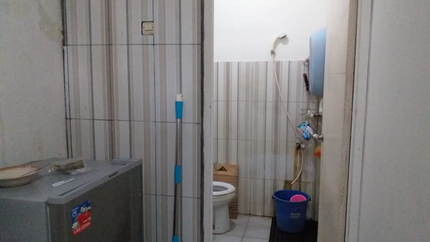 RUMAH TINGGAL DIBAWAH 1 M, DI DEKAT PUSKESMAS SEWON 1