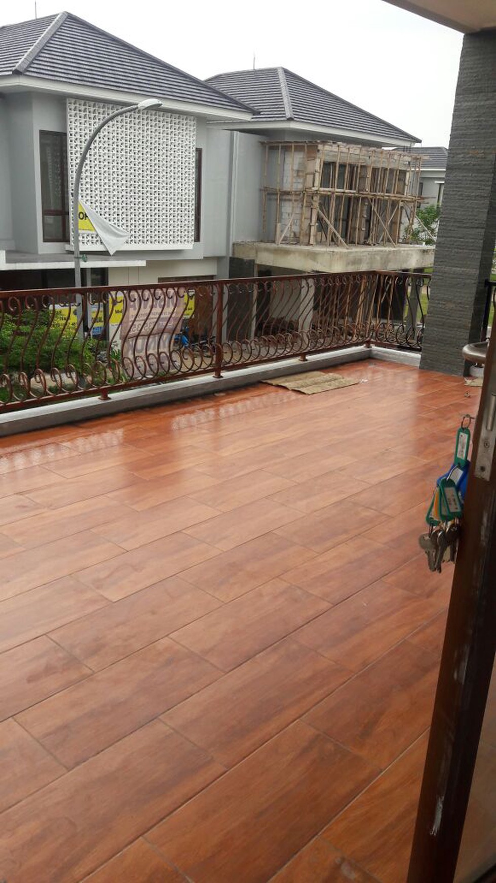 Rumah Nyaman dan Siap Huni di Kawasan Cluster Discovery, Bintaro