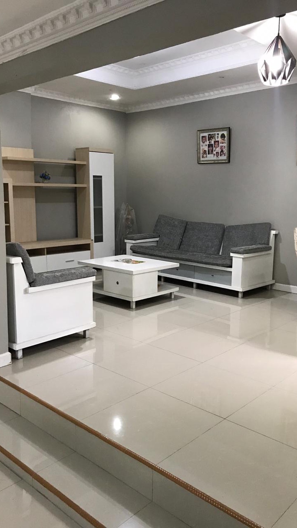 Rumah Bagus Murah Di Komp Perdagangan Ciledug Tangerang
