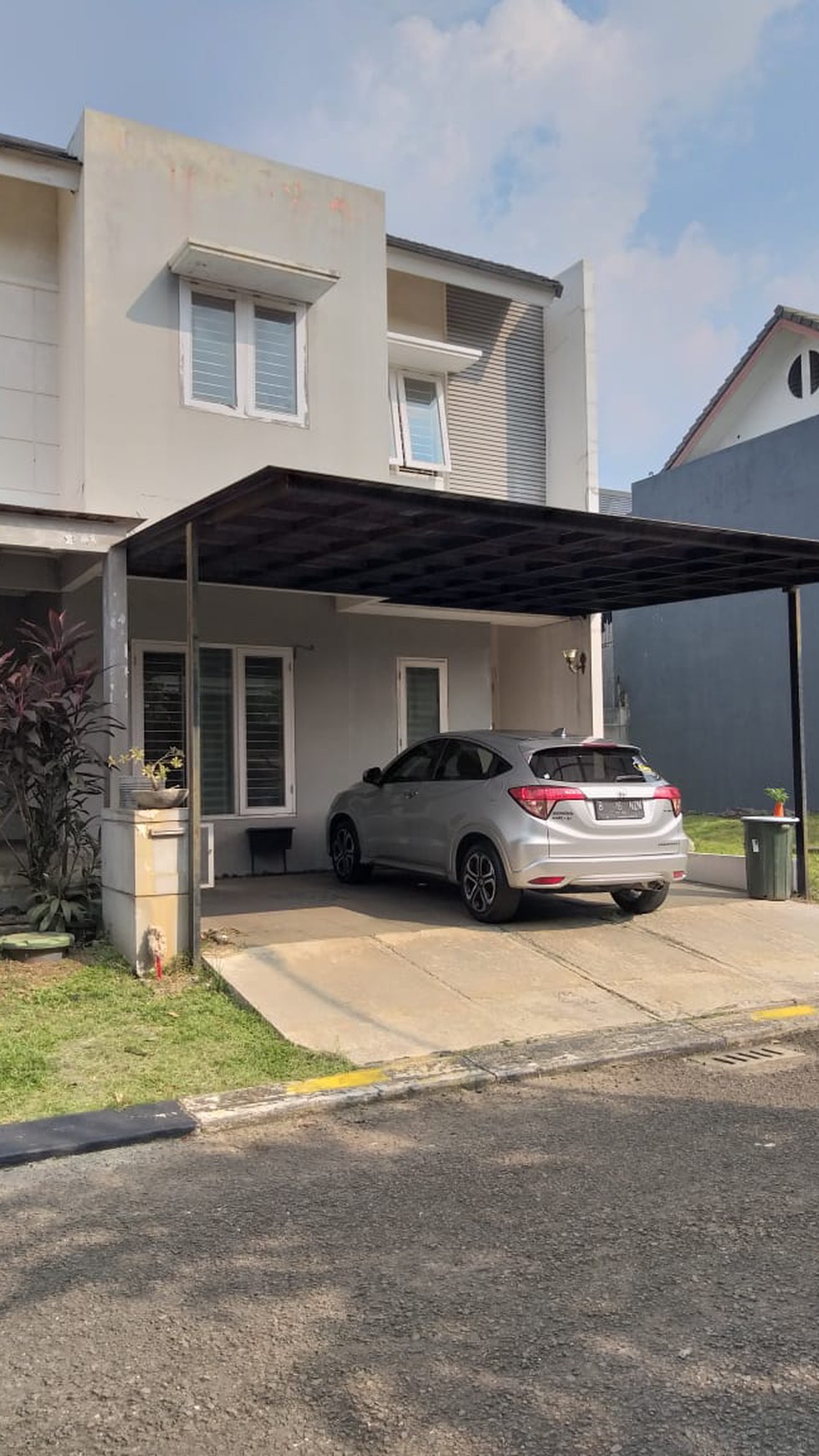 Rumah Murah Siap Huni di Bintaro Emerald Garden Sektor 9