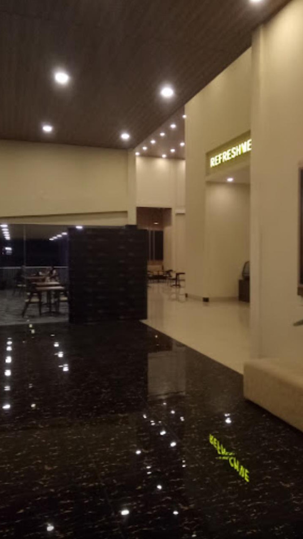 Ruang Serba Guna di Ciloto, Jawa Barat