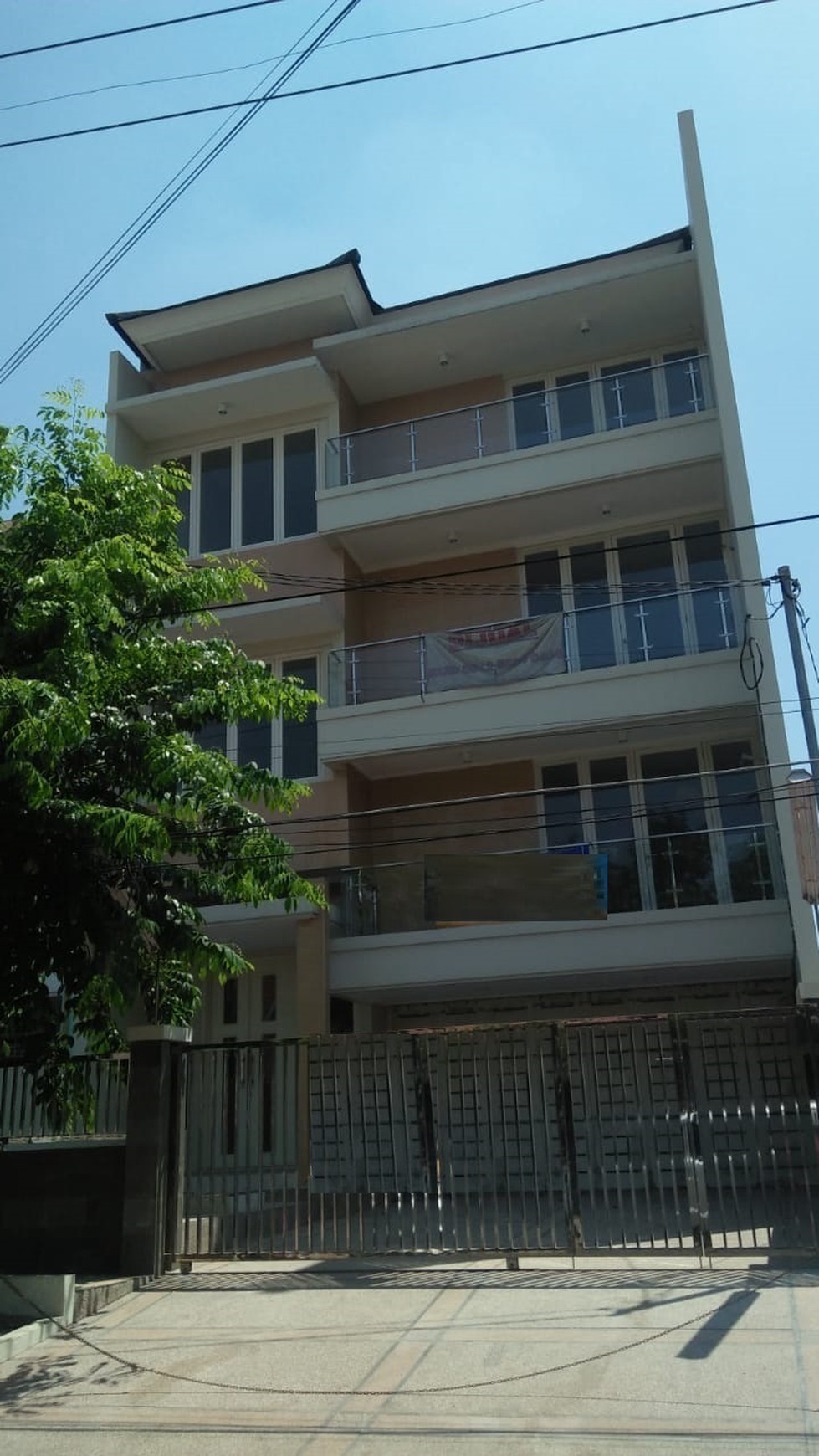 Rumah Dijual Jalan Dr Wahidin Tegalsari Surabaya