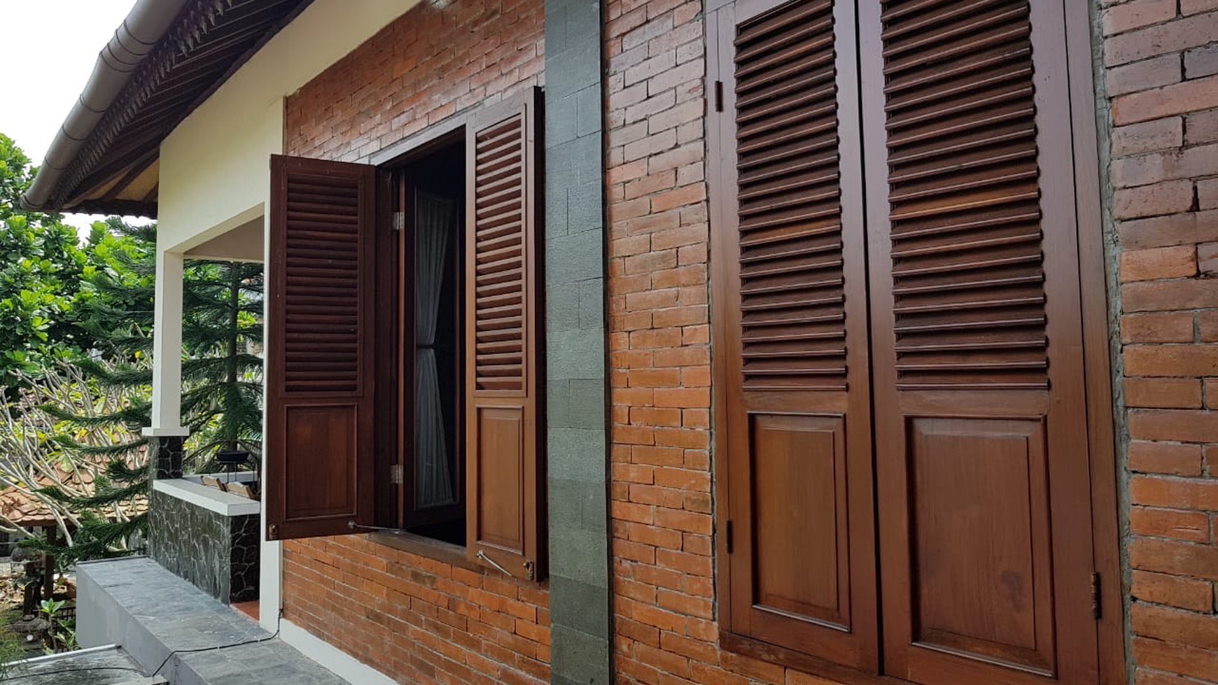 RUMAH CANTIK+FURNISH DI SANGGRAHAN, SEBRANG HARTONO MALL, YOGYAKARTA