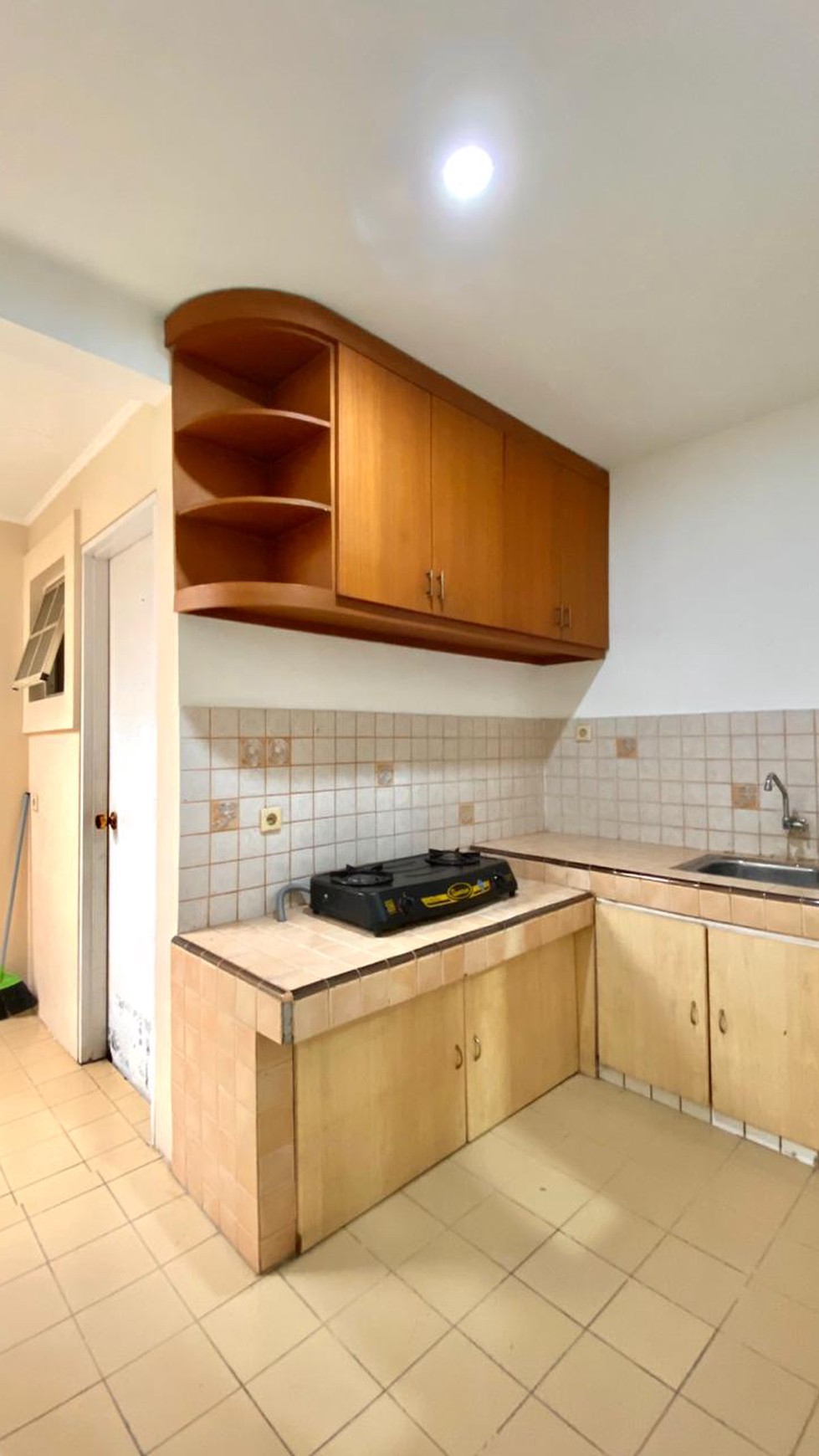 Disewakan townhouse Taman Hijau - Lippo Karawaci Tangerang