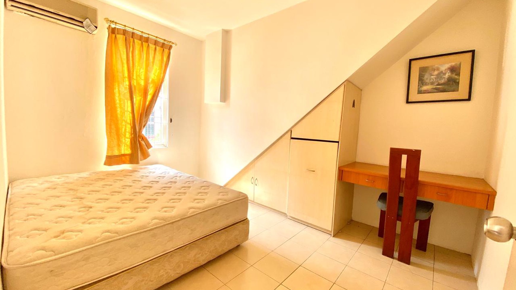 Disewakan townhouse Taman Hijau - Lippo Karawaci Tangerang