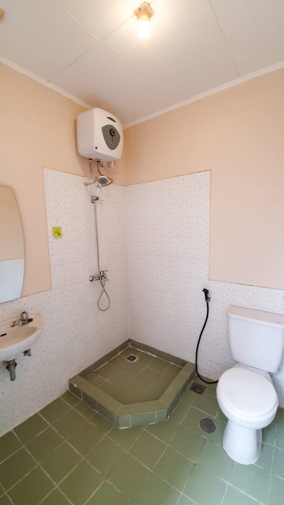 Disewakan townhouse Taman Hijau - Lippo Karawaci Tangerang