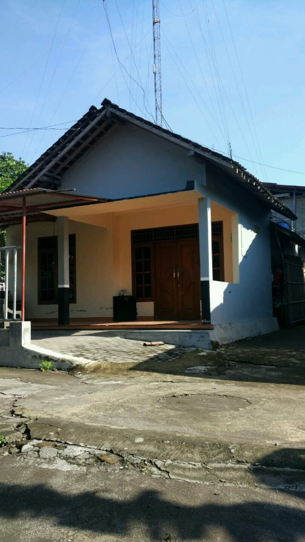 RUMAH TINGGAL DI DN KEMBANG, TAMANTIRTO, KASIHAN, BANTUL