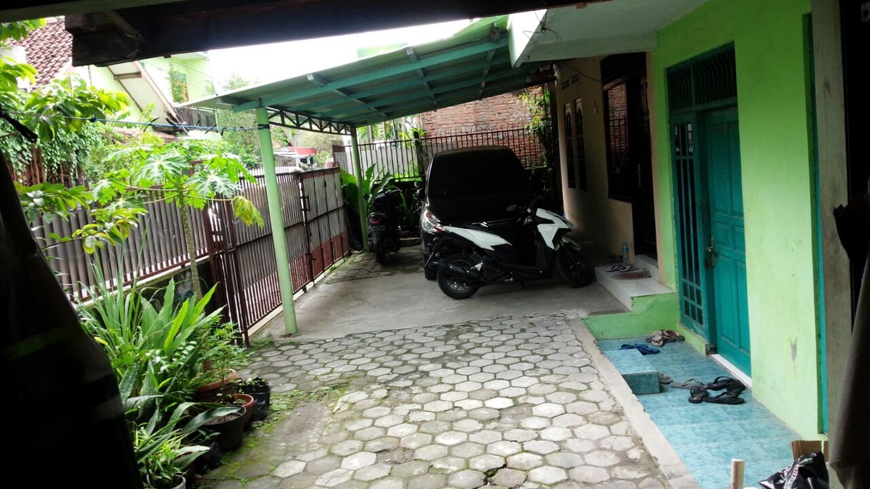 RUMAH DI JL ASEM GEDE, DEKAT TERMINAL CONCAT DAN JOGJA AMAZON