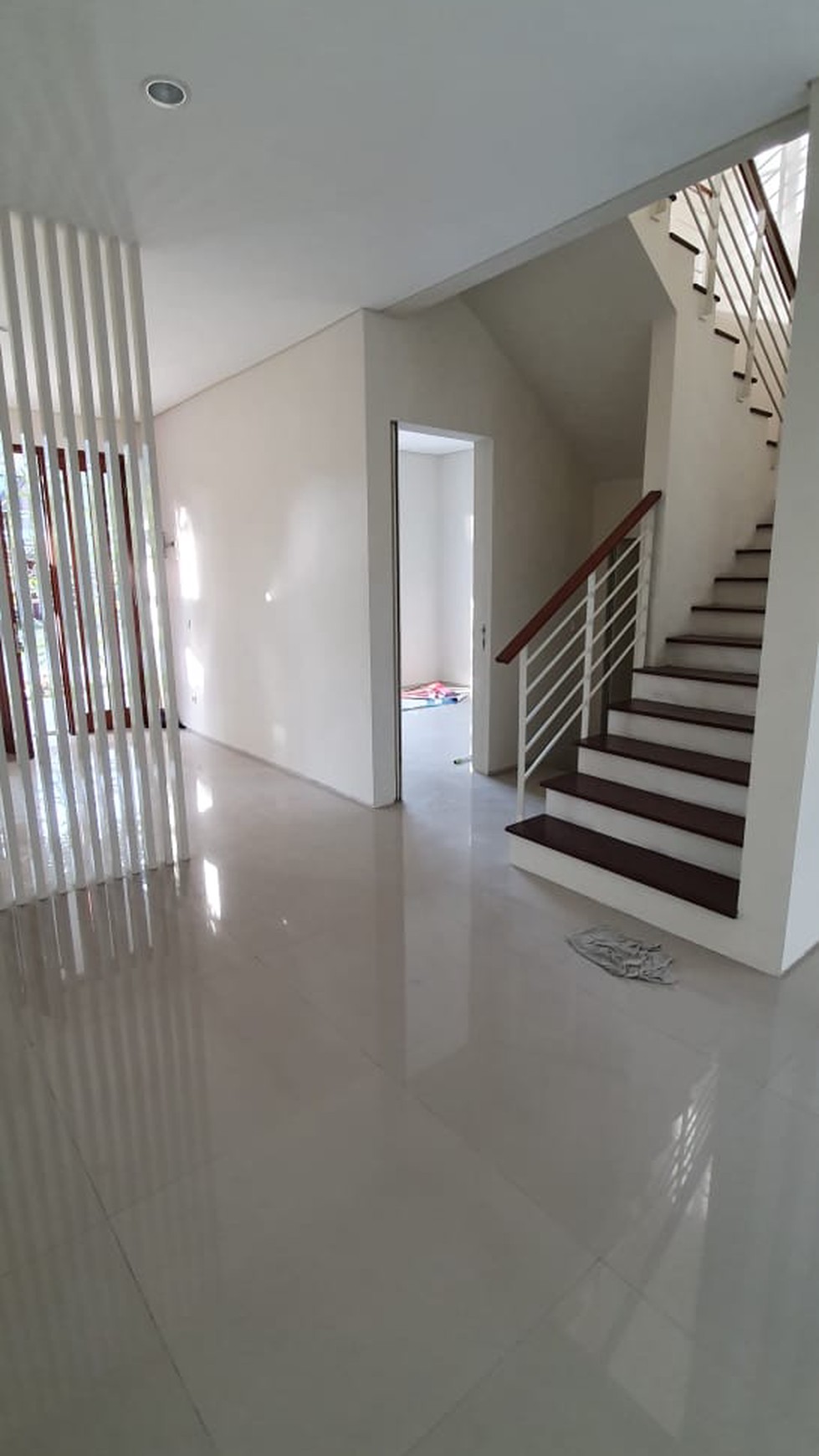 Rumah Green Hill Citraland Surabaya