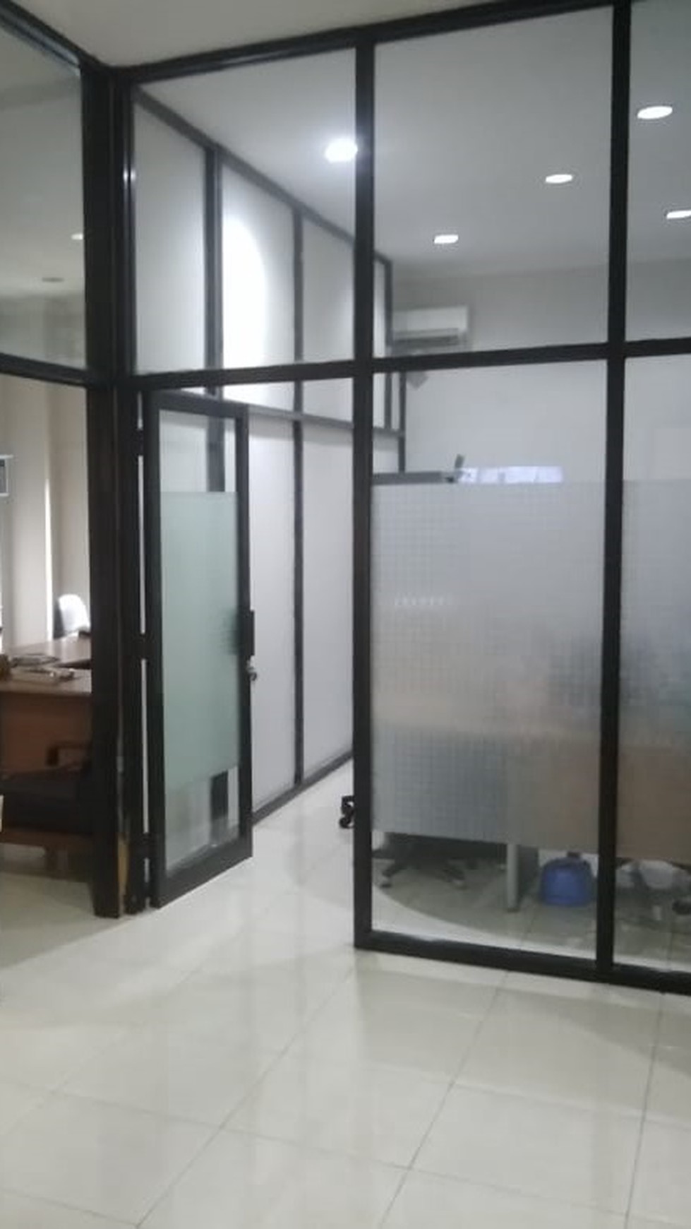 KANTOR/RUMAH DISEWAKAN DIBELAKANG HARTONO MALL JOGJA