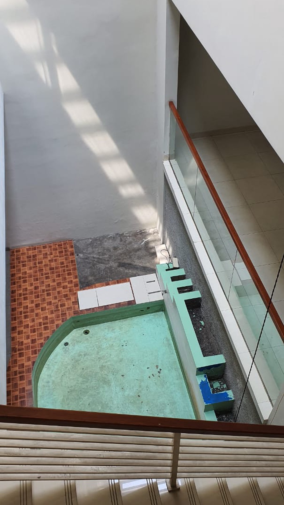 Rumah Sewa siap Huni di Cluster Kebayoran Village, Bintaro