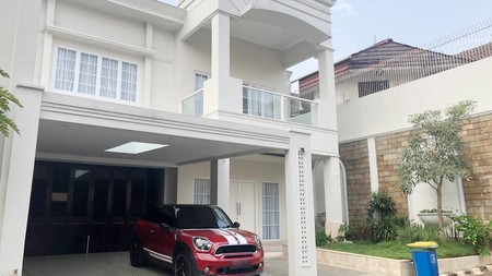 Luxury Home dan Siap Huni di Kawasan Kemang, Jakarta Selatan