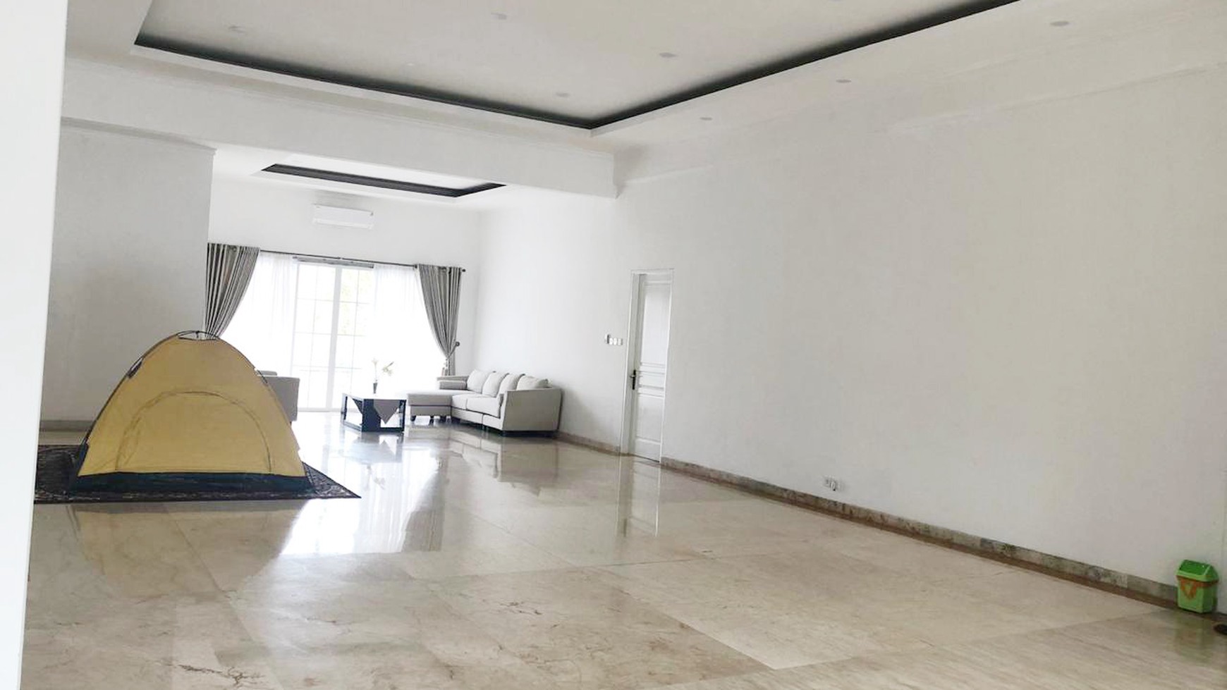 Luxury Home dan Siap Huni di Kawasan Kemang, Jakarta Selatan