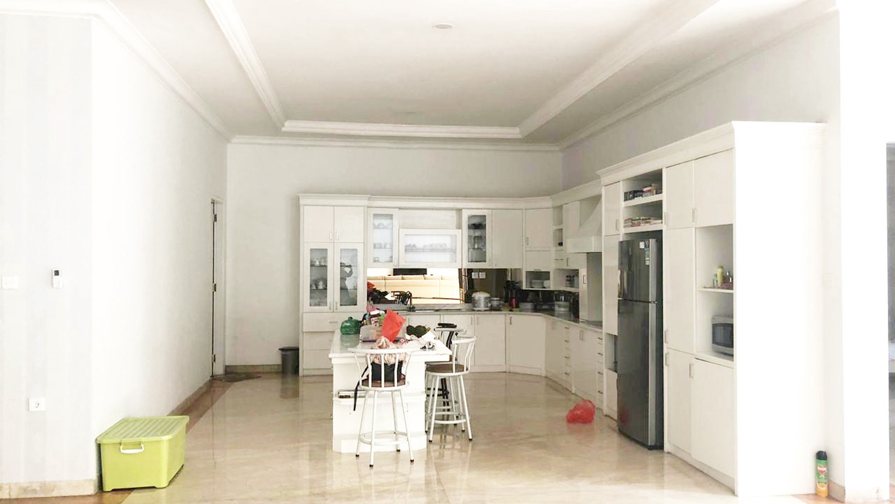 Luxury Home dan Siap Huni di Kawasan Kemang, Jakarta Selatan