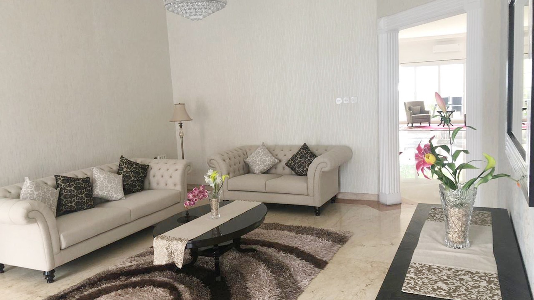 Luxury Home dan Siap Huni di Kawasan Kemang, Jakarta Selatan