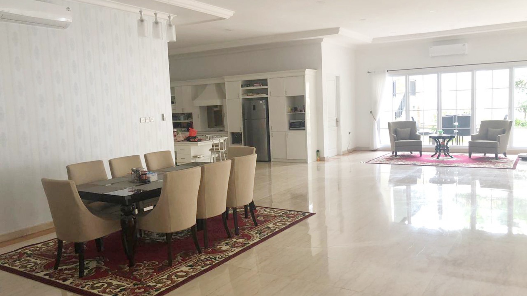 Luxury Home dan Siap Huni di Kawasan Kemang, Jakarta Selatan