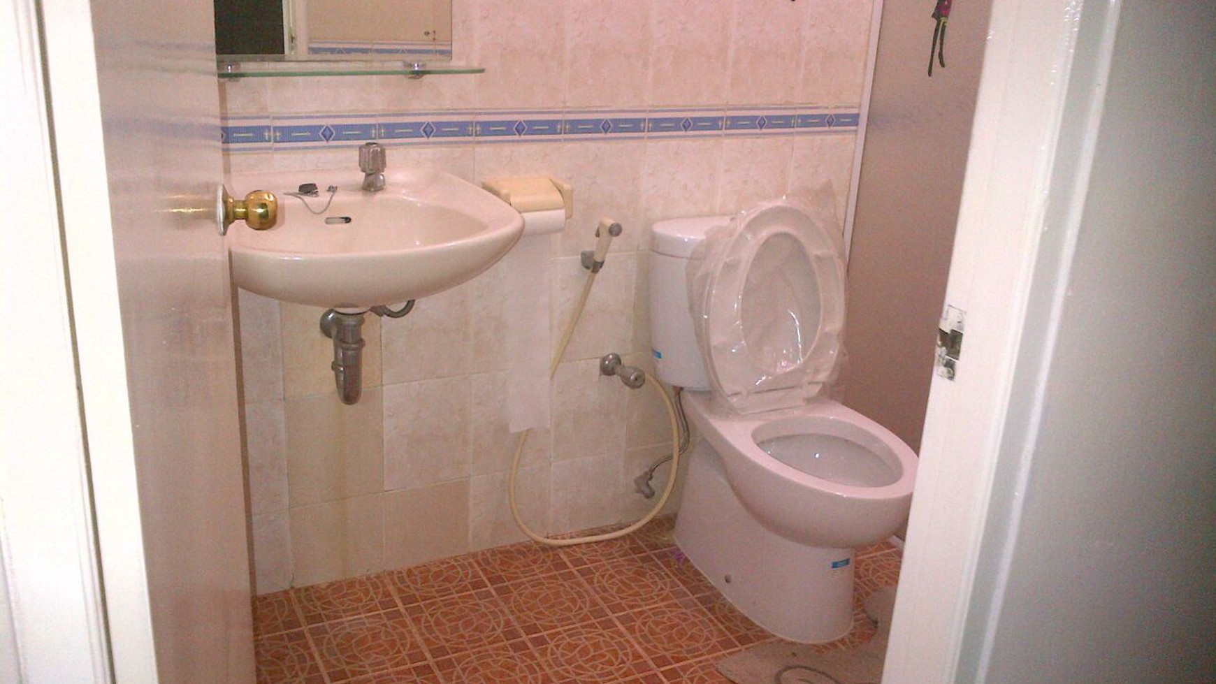 Rumah Sewa harga murah dan Siap Huni di cluster Puri Bintaro