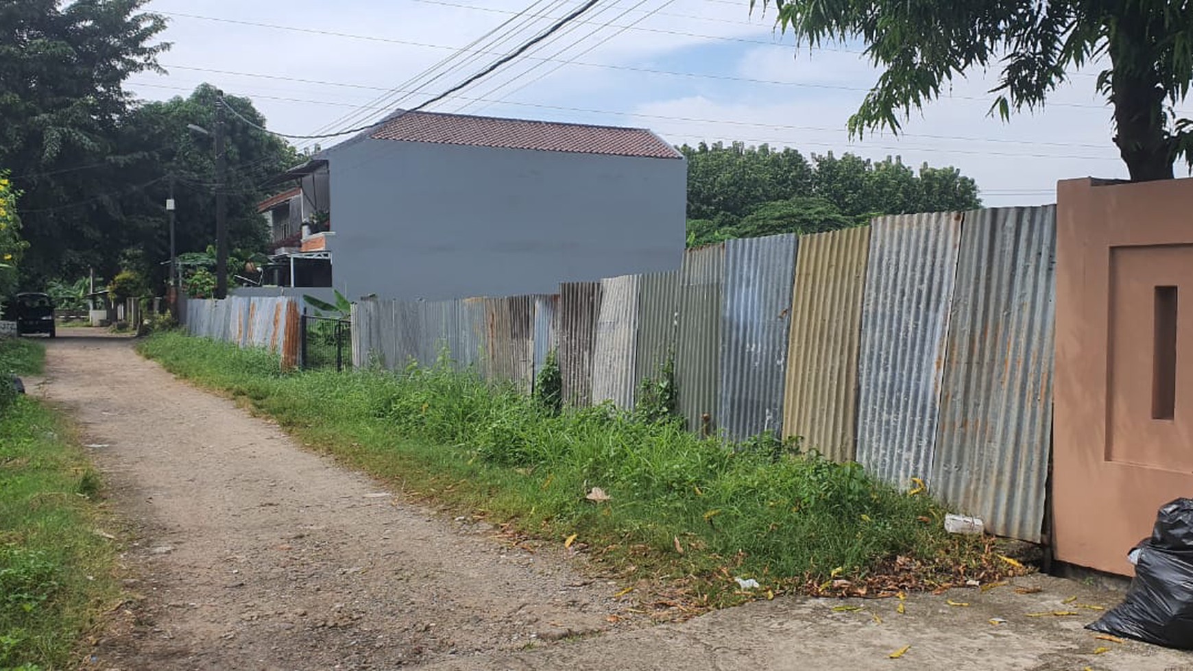 Kavling Murah dan Strategis lokasi pinggir jalan di kawasan Pondok Aren