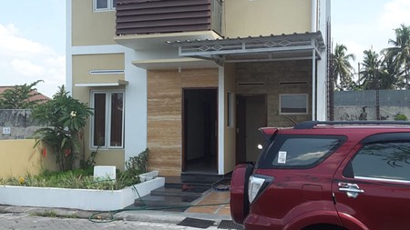HUNIAN MODERN DESAIN MINIMALIS+FURNITURE DI PERUM SELATAN UMY