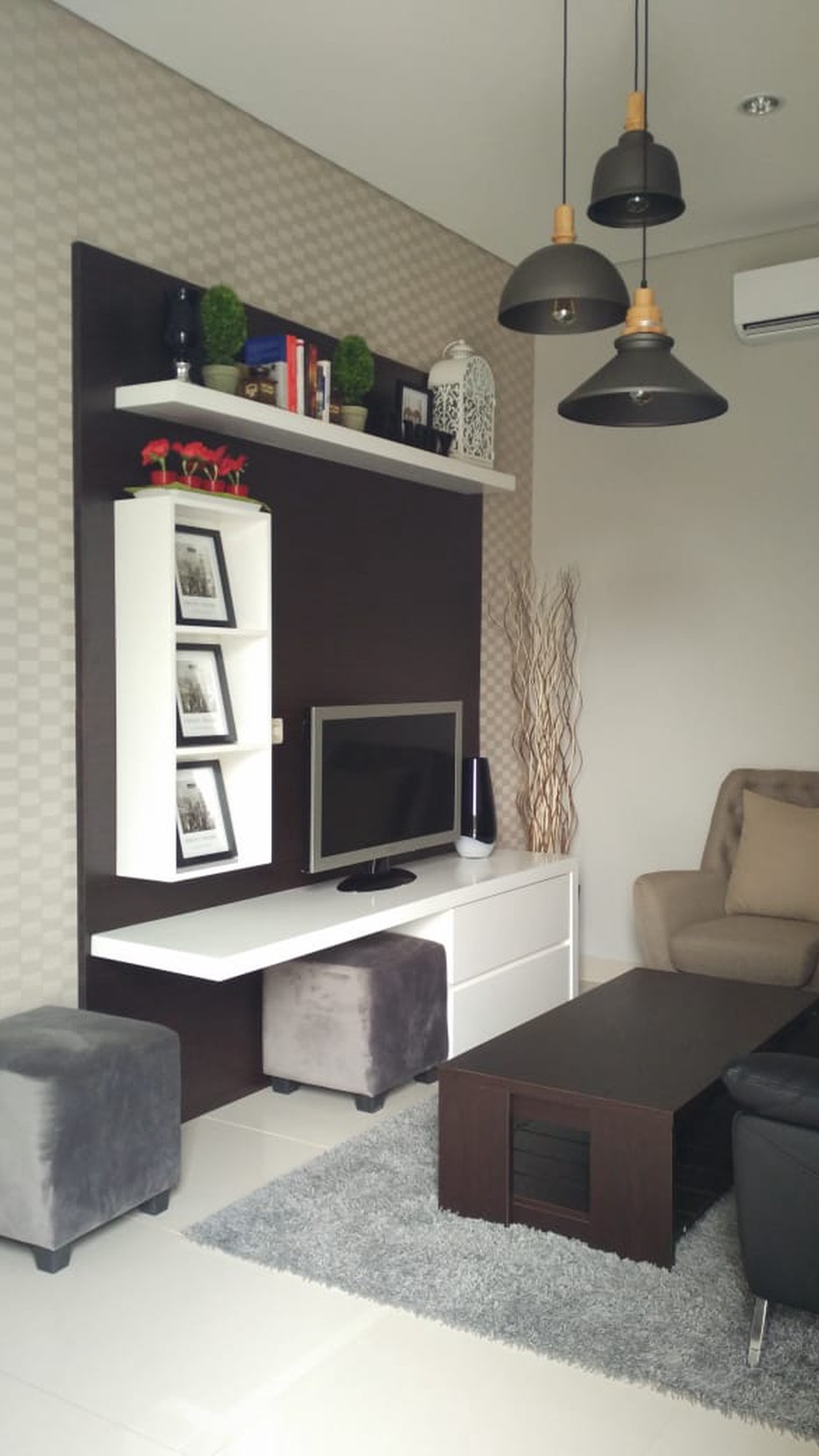 Rumah CANTIK Siap Huni, New Cluster, dan Strategis @Akasia Serenity, Jombang, Tang Sel