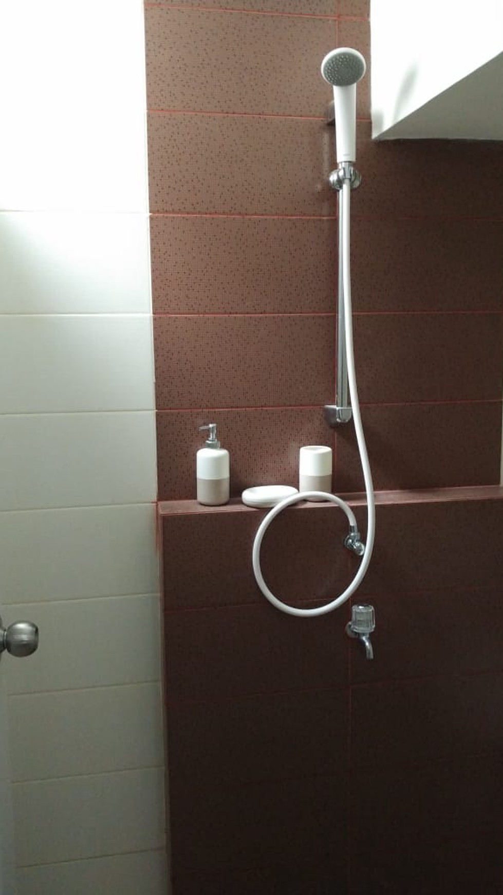 Rumah CANTIK Siap Huni, New Cluster, dan Strategis @Akasia Serenity, Jombang, Tang Sel