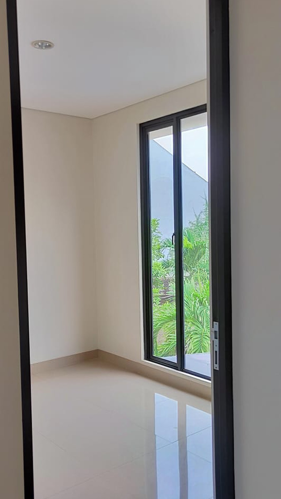 Rumah CANTIK Siap Huni, New Cluster, dan Strategis @Akasia Serenity, Jombang, Tang Sel