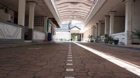 HOTEL FULL FURNISH DI JL SURYA, DEKAT PASAR GRUDO NGAWI, JAWA TIMUR