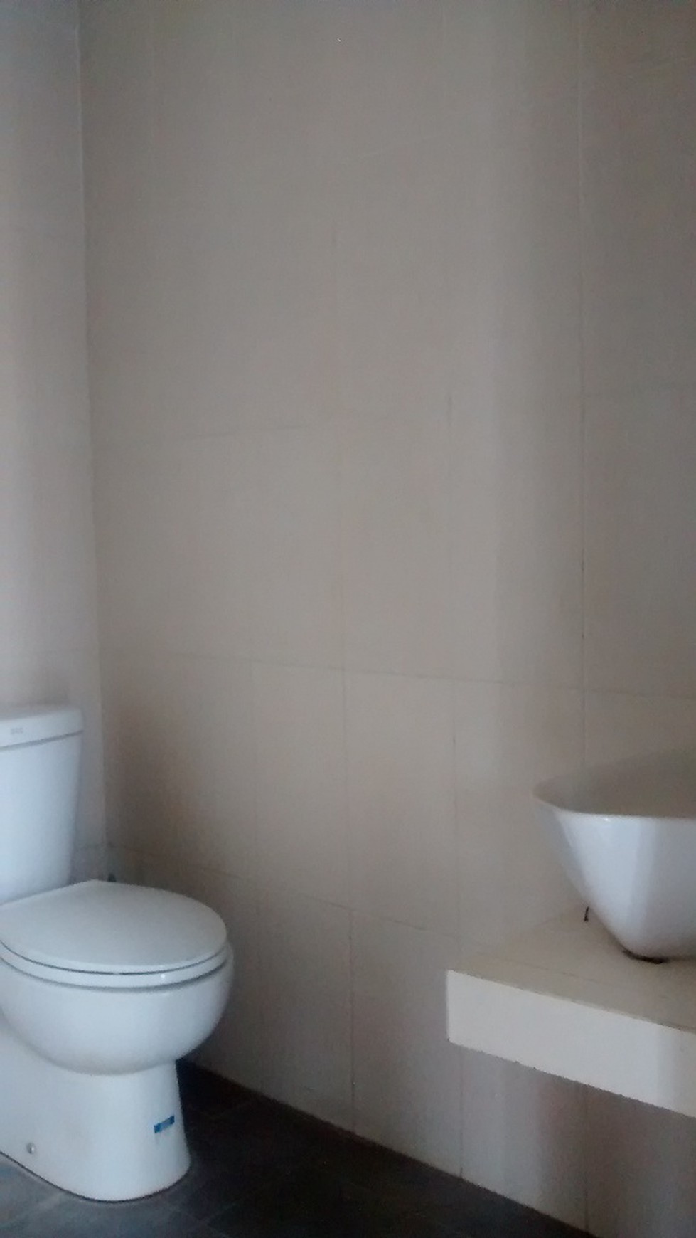 Rumah cantik minimalis berada dalam cluster bintaro jaya sektor 9