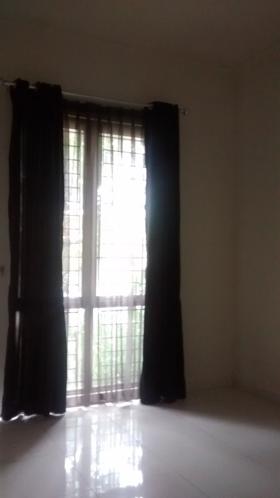 Rumah cantik minimalis berada dalam cluster bintaro jaya sektor 9