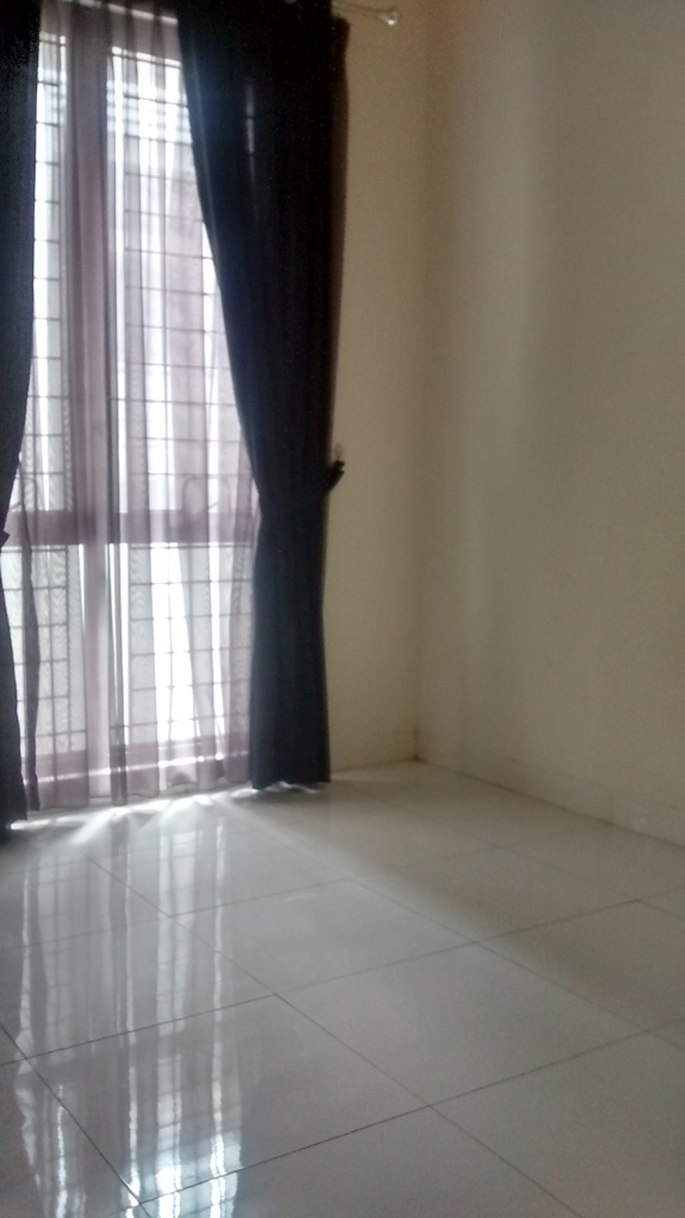 Rumah cantik minimalis berada dalam cluster bintaro jaya sektor 9
