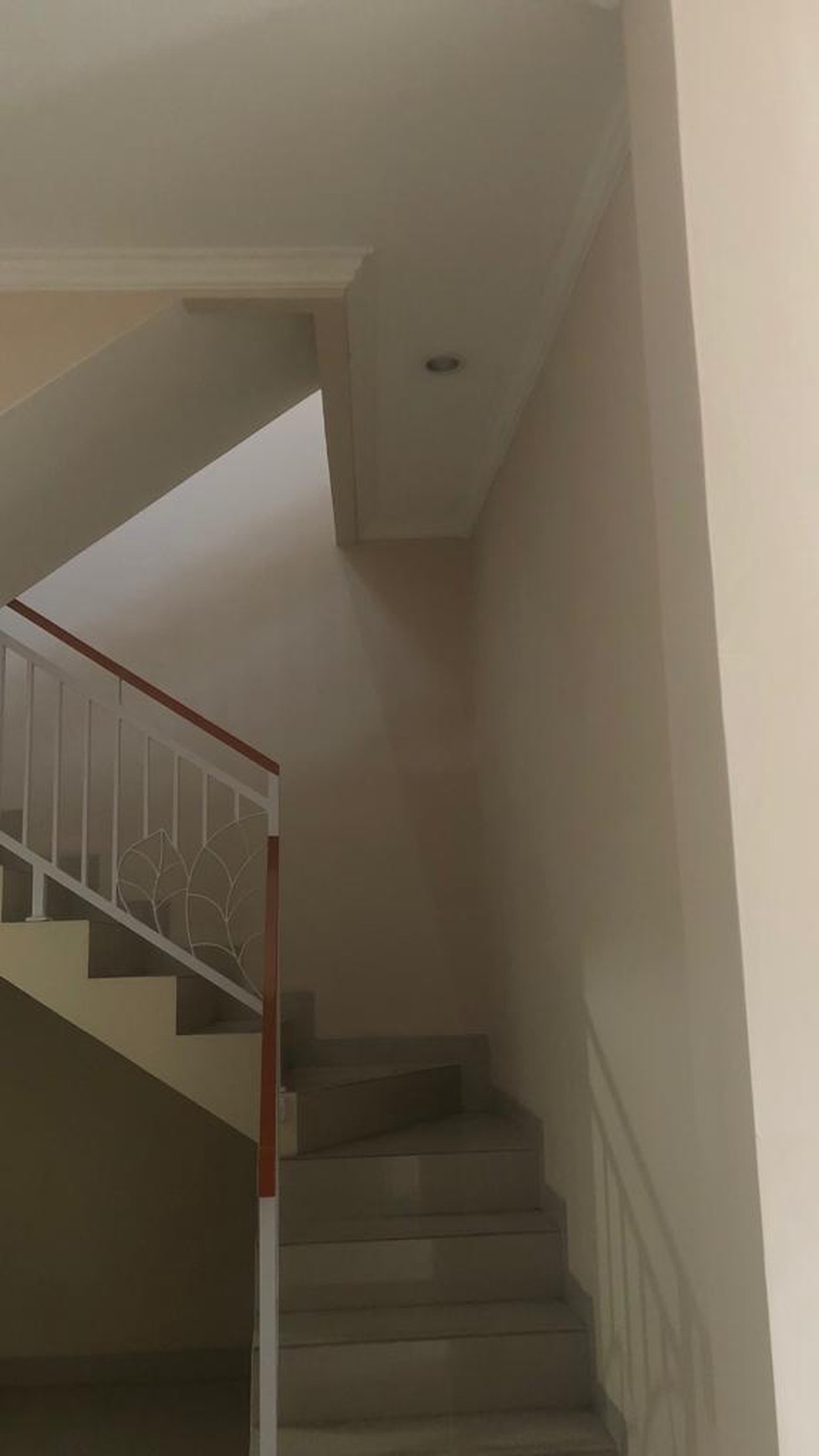 Dijual Rumah Bagus Di Bukit Nusa Indah, Ciputat Tangerang Selatan