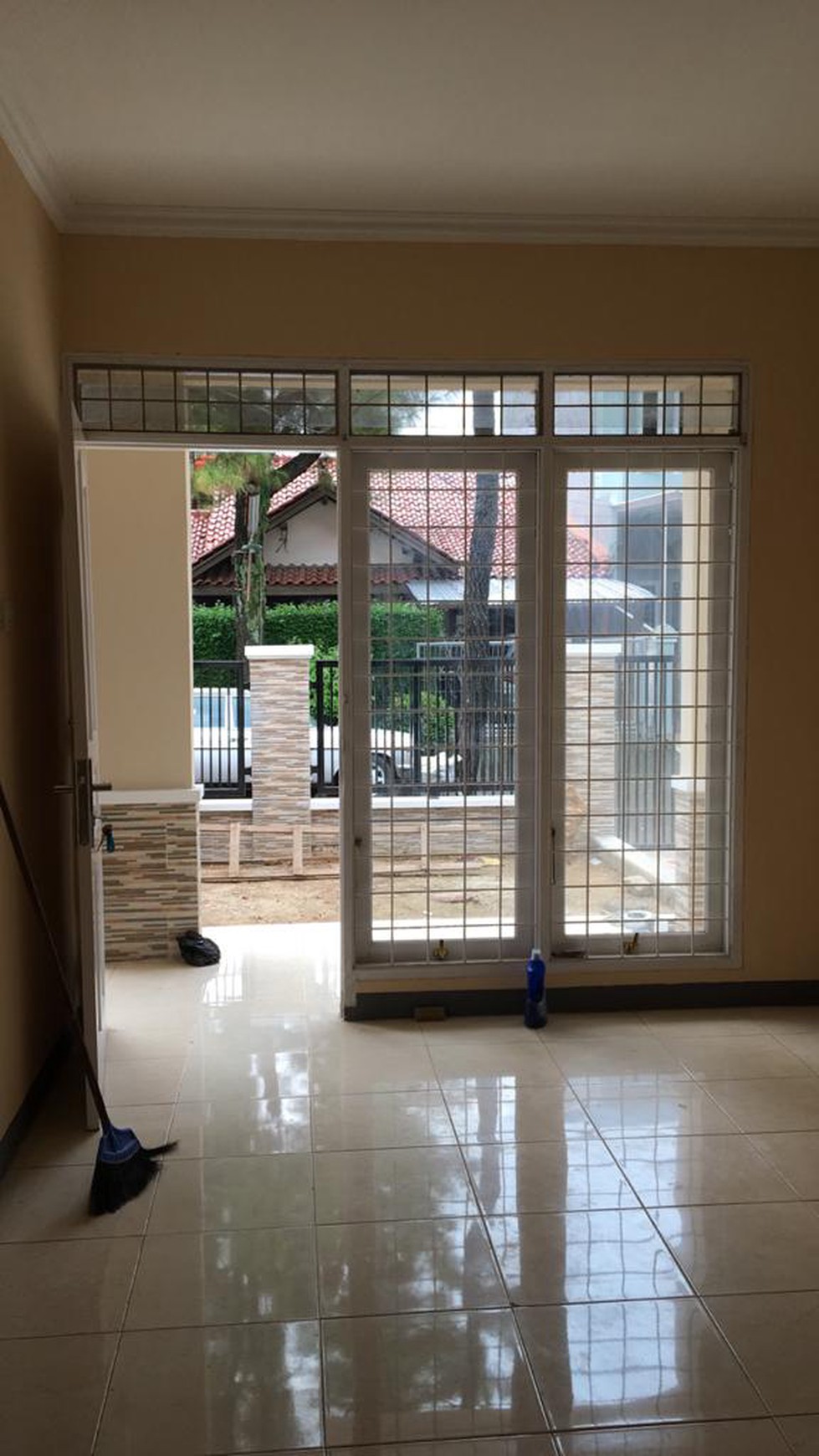 Dijual Rumah Siap Huni dalam Perumahan Elite Graha Cinere