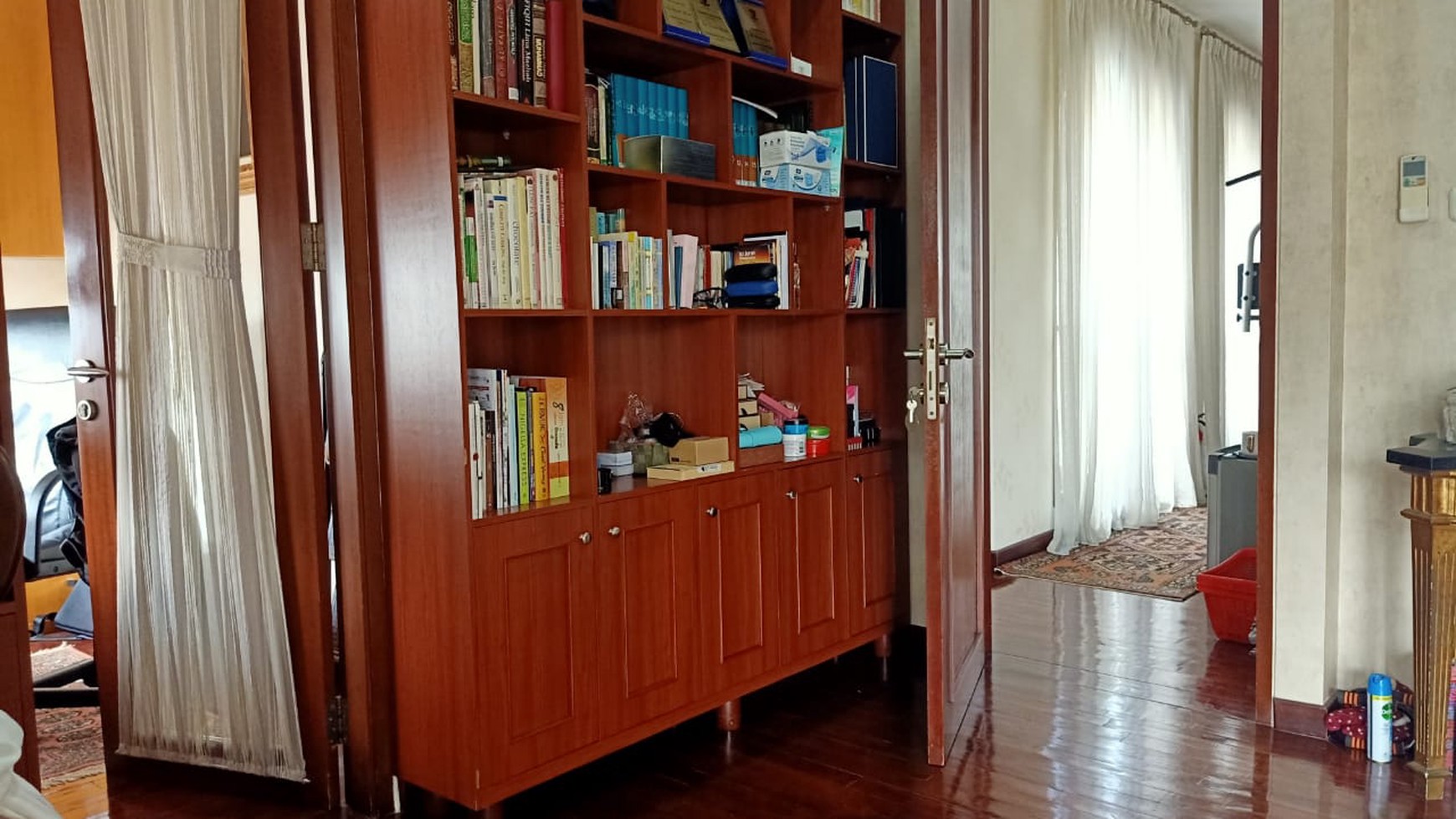 Rumah Cantik Modern Minimalis di Pondok Indah