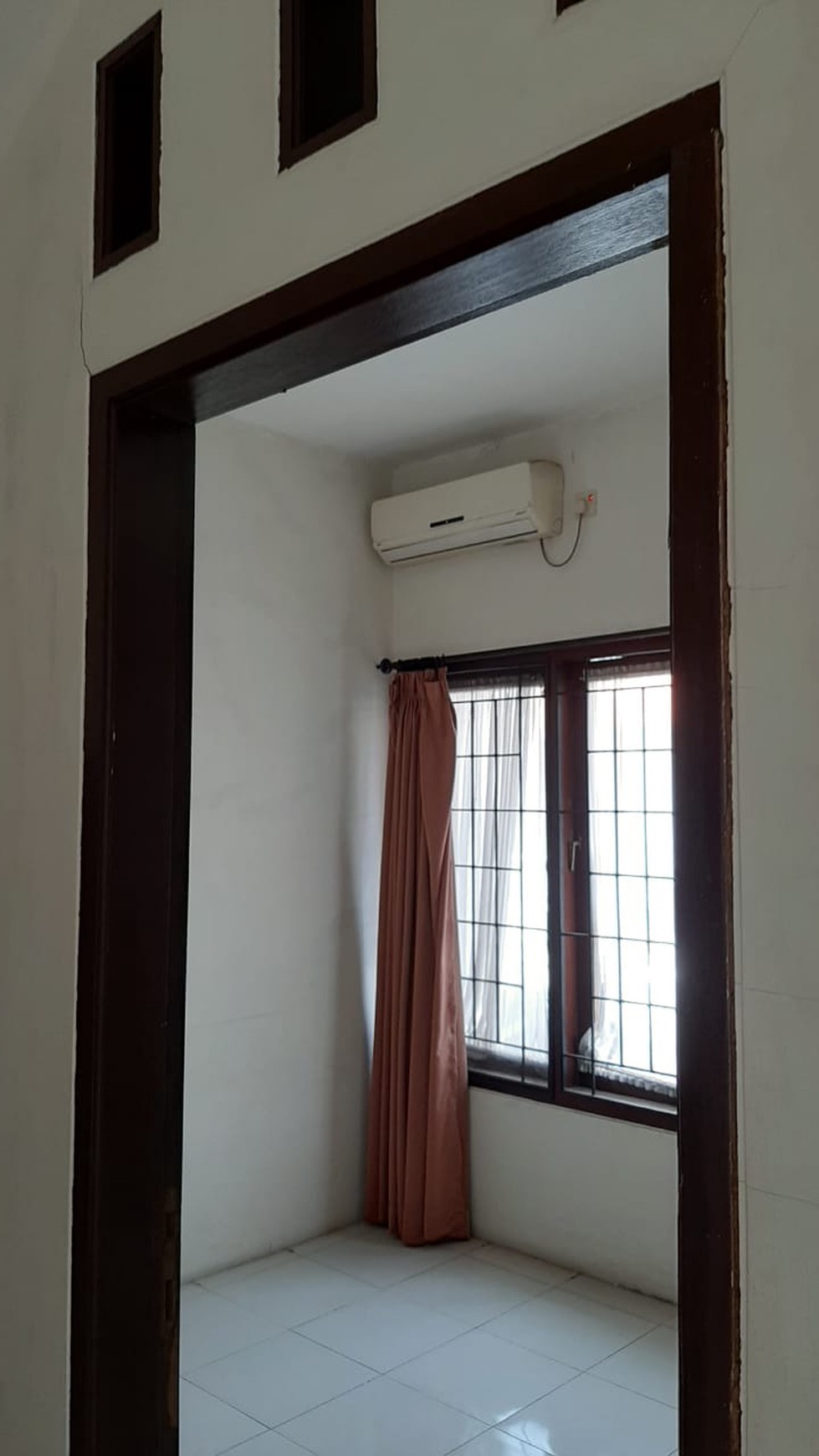 Dijual Rumah Dalam Cluster Yang Nyaman Daerah Limo