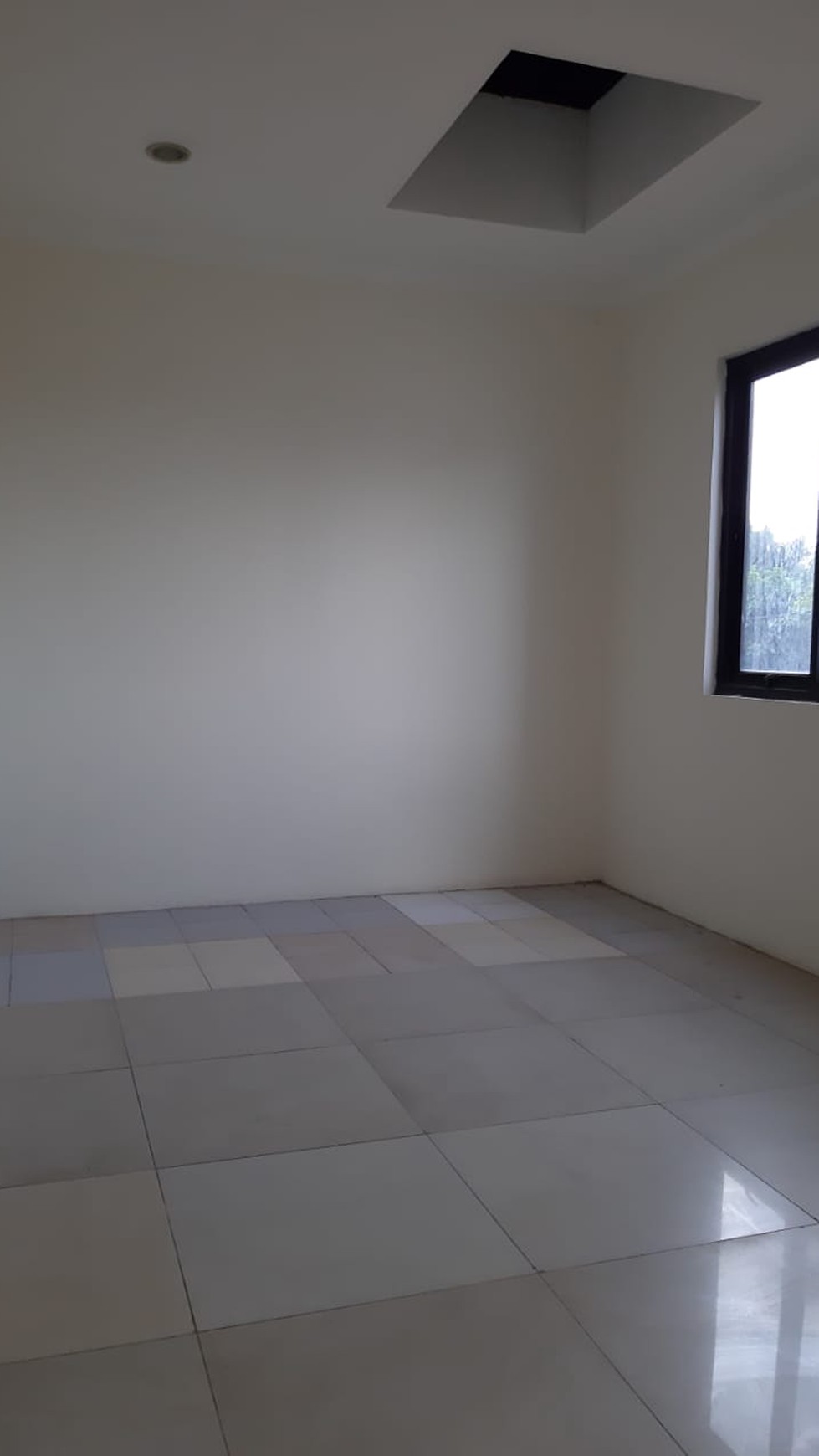 Dijual Ruko Pinggir Jl Di Cilenggang BSD Tangerang Selatan