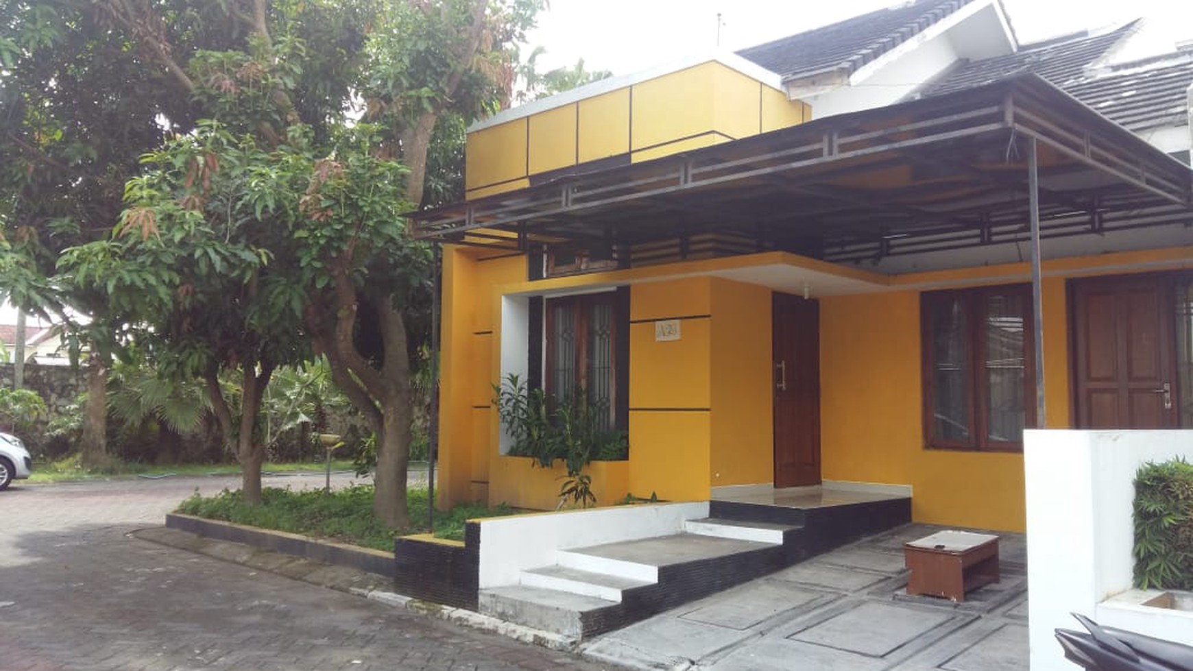 RUMAH TINGGAL DALAM PERUM DEKAT RINGROAD SELATAN DAN KAMPUS UMY