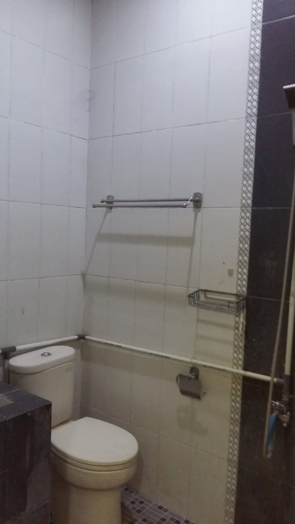 RUMAH TINGGAL DALAM PERUM DEKAT RINGROAD SELATAN DAN KAMPUS UMY