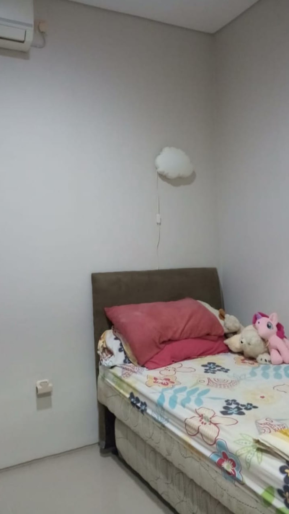 Rumah Minimalis, Dalam Cluster, dan Dekat Bintaro Jaya @Bale Perigi, Pondok Aren