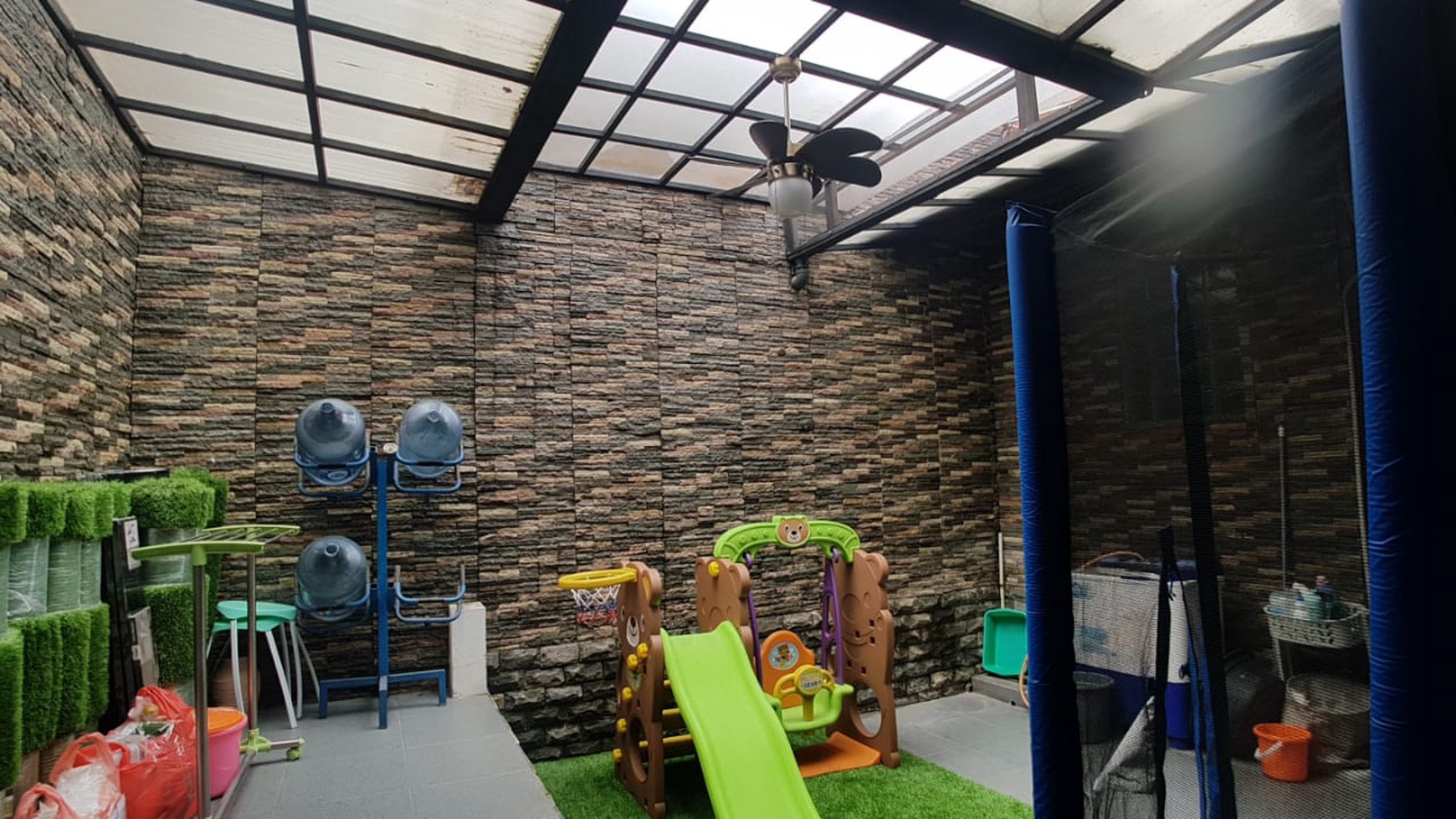 Rumah Siap Huni, Hunian Nyaman, Halaman Luas, dan Asri @Bumi Bintaro Permai