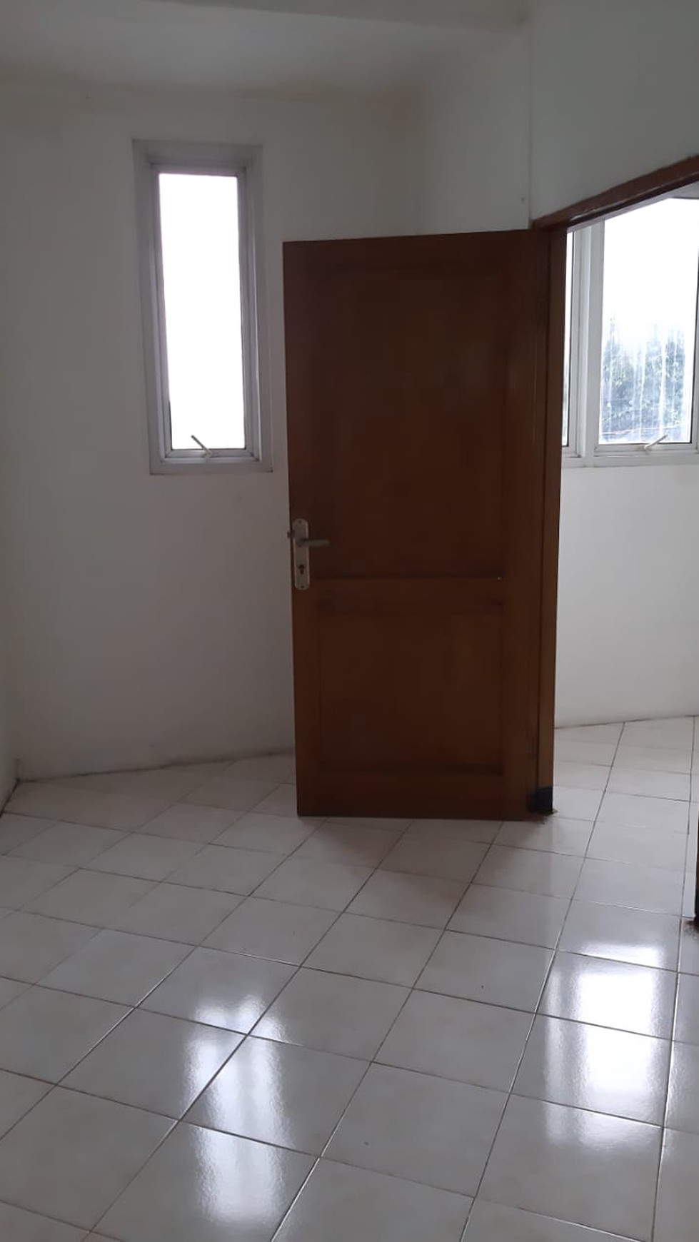 Rumah Siap Huni, Minimalis, dan Dekat Bintaro Jaya @Perigi Baru