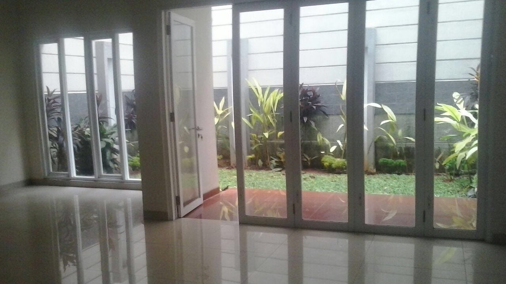 Rumah MEWAH, Dikawasan Strategis, dan Hunian Asri @Kemang Timur