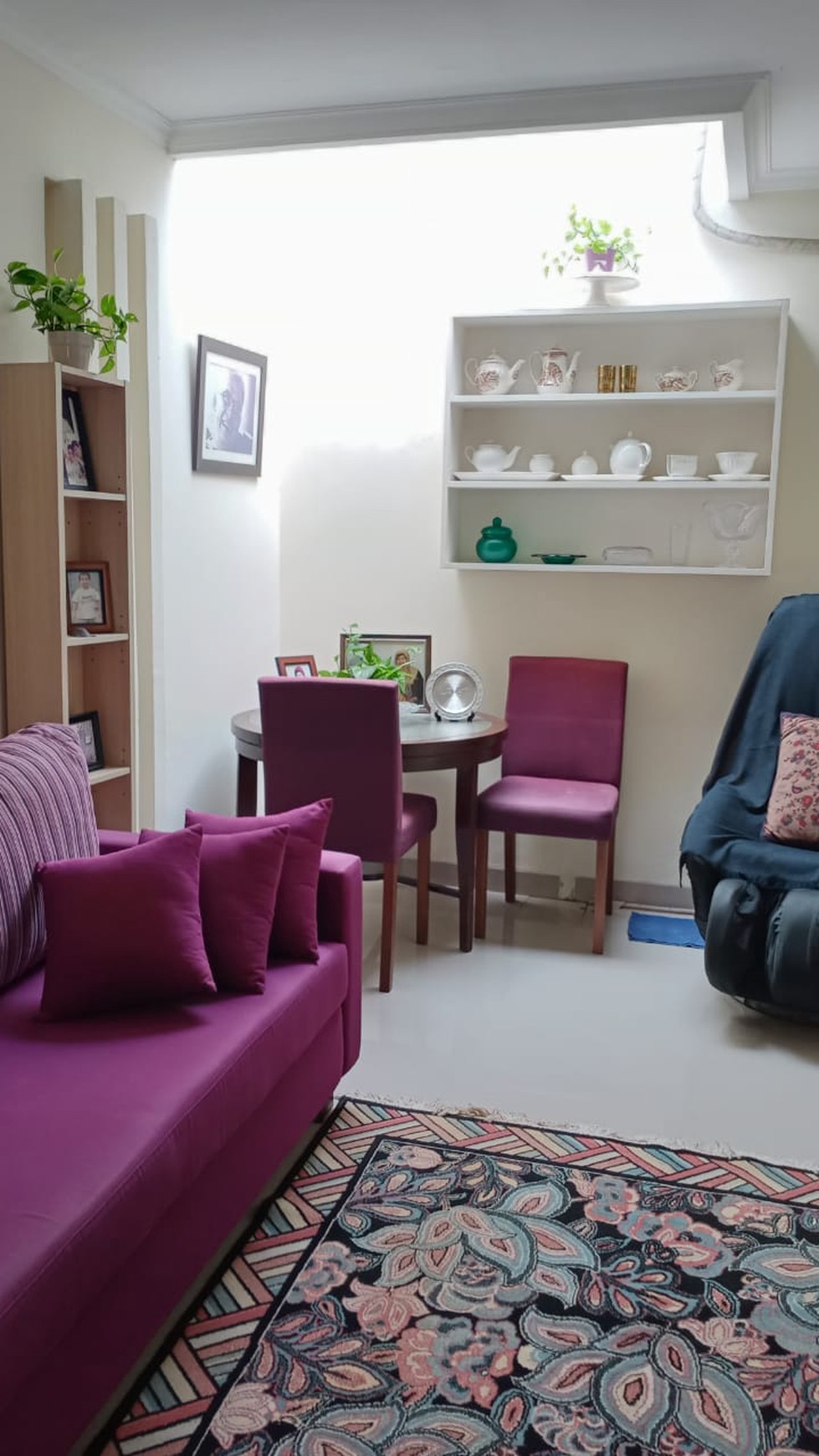 Rumah Cantik,siap huni,lokasi oke di Bintaro 9