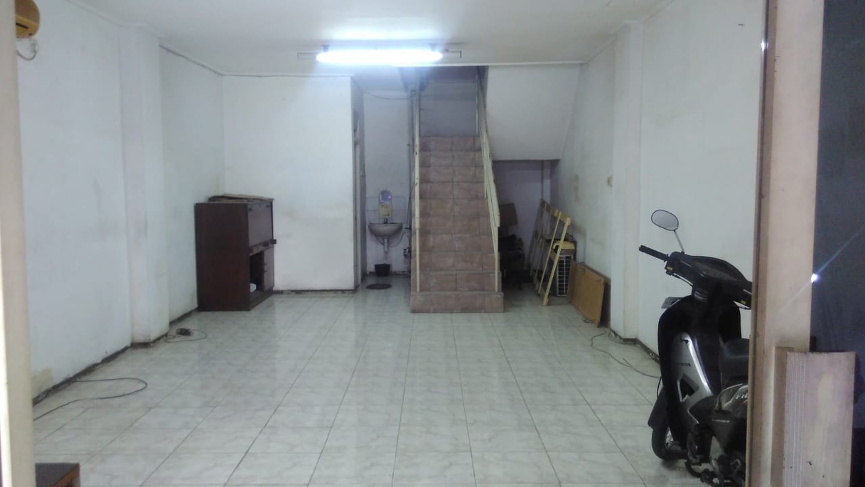 Ruko Jalan Veteran Surabaya