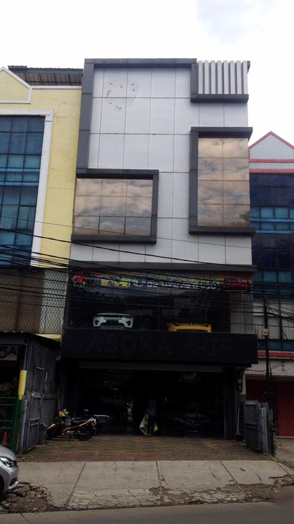 Mini Building Sultan Iskandarsyah - Pondok Indah - Jakarta Selatan
