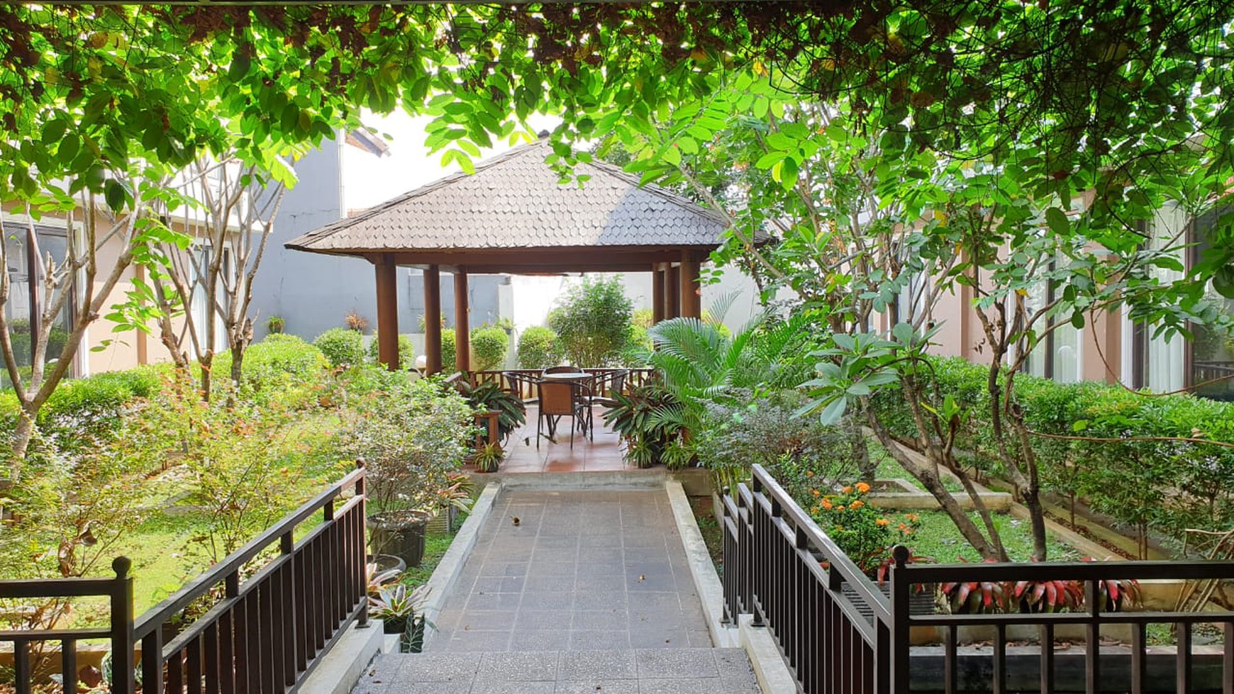 Rumah ,Bagus,siap huni di Tebet