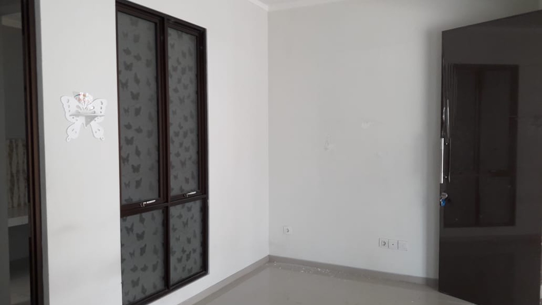 Rumah dalam cluster di Graha Raya Tangsel